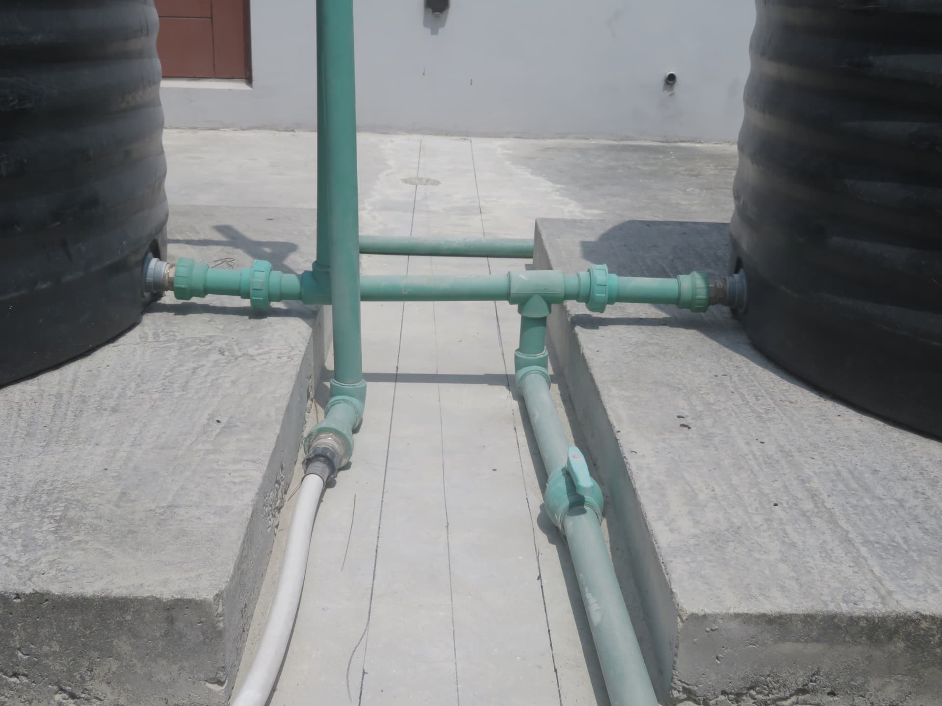 Rooftop services and slab detail at the residential building